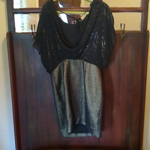 Dress - Picture 2 of 5